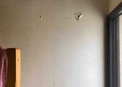 trou dans le mur