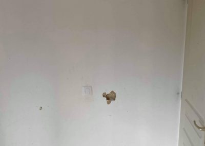 trou dans le mur